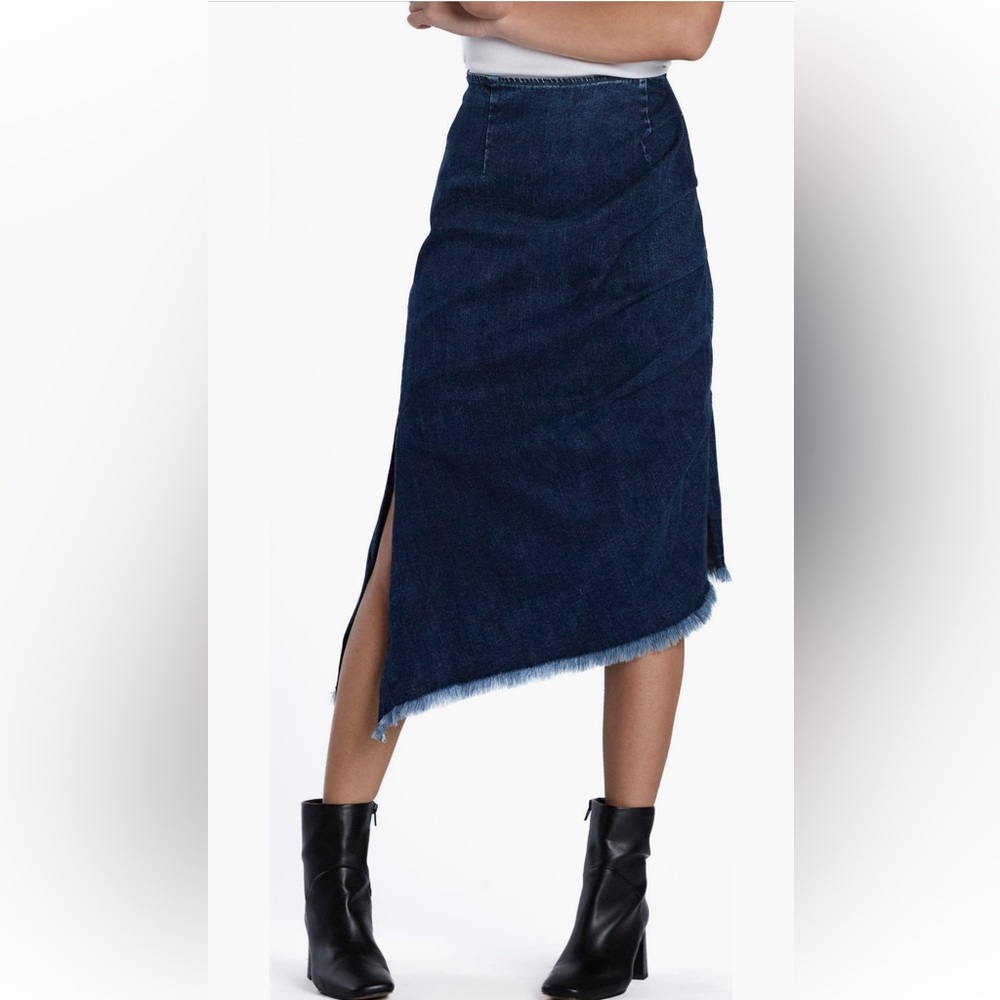 Wash Lab Denim Bustle Frayed
Asymmetric Denim Midi
Skirt